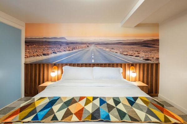 Retro Roadtrip Suite | La Vista Motel