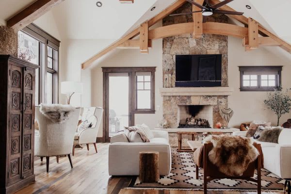 Luxury Slope Side Basecamp | Fox Sightings + Views