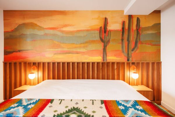 Retro Desert Vista | La Vista Motel