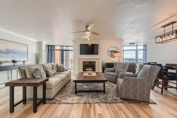 Larimer Luxury | Top Notch Amenities | Monthly