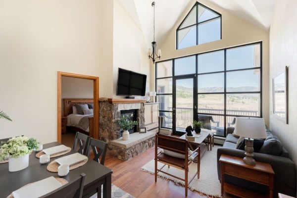 Mountain Views Galore | Avon Condo | Walk to Town