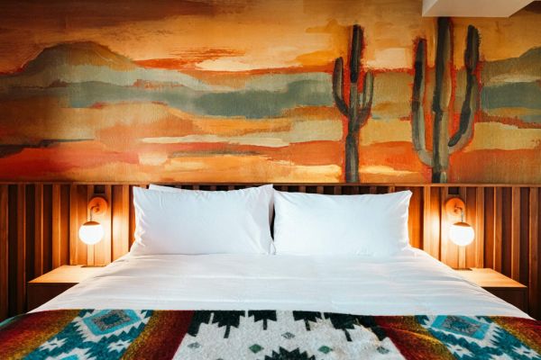 Painted Desert Nook | La Vista Motel