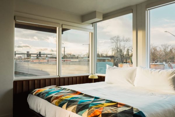 Mesa Moonlight Room | La Vista Motel